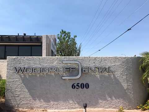 Signage facing South on North corner of Scottsdale Rd. & Lincoln Dr.